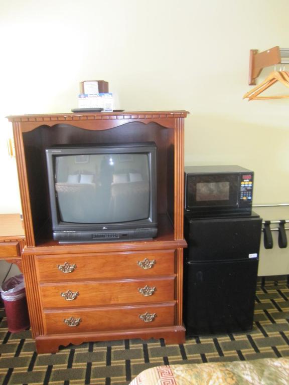 Hospitality Inn Bowmansville 部屋 写真