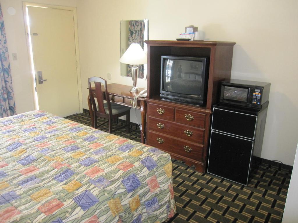 Hospitality Inn Bowmansville 部屋 写真